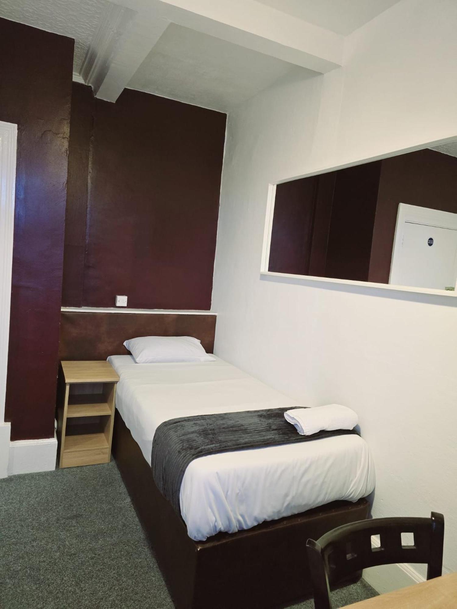 Kingswood Hotel Maidenhead Ngoại thất bức ảnh